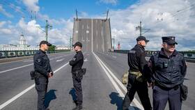 Почему не повышают зарплату в МВД в Зарина